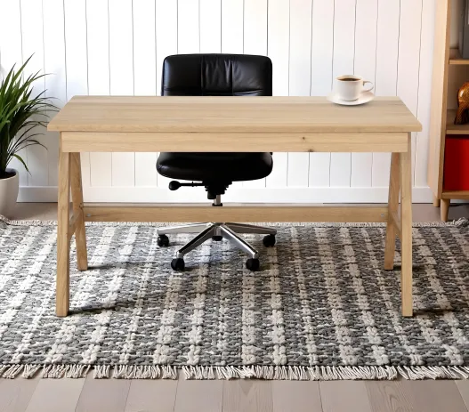 schreibtisch-noah-wohnsituation-1-527x463-crop-50-50.webp